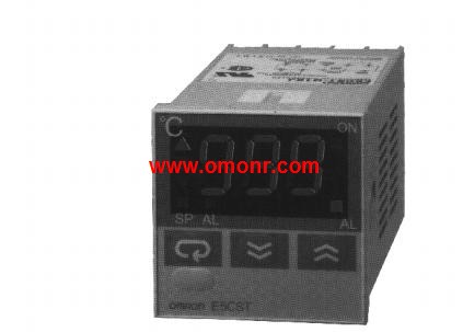 OMRON Digital temperature controller E5CST-Q1P